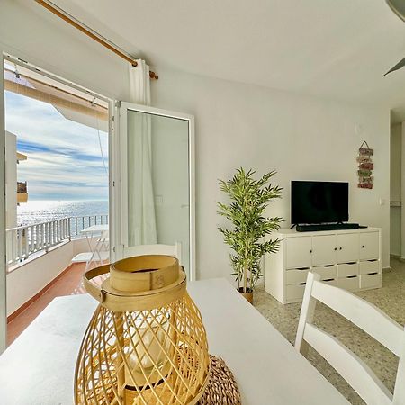 Quiet II Seaview Apartment La Herradura  Esterno foto