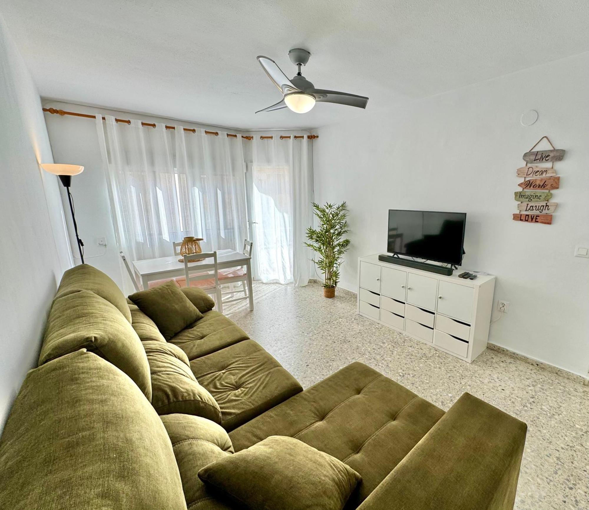 Quiet II Seaview Apartment La Herradura  Esterno foto