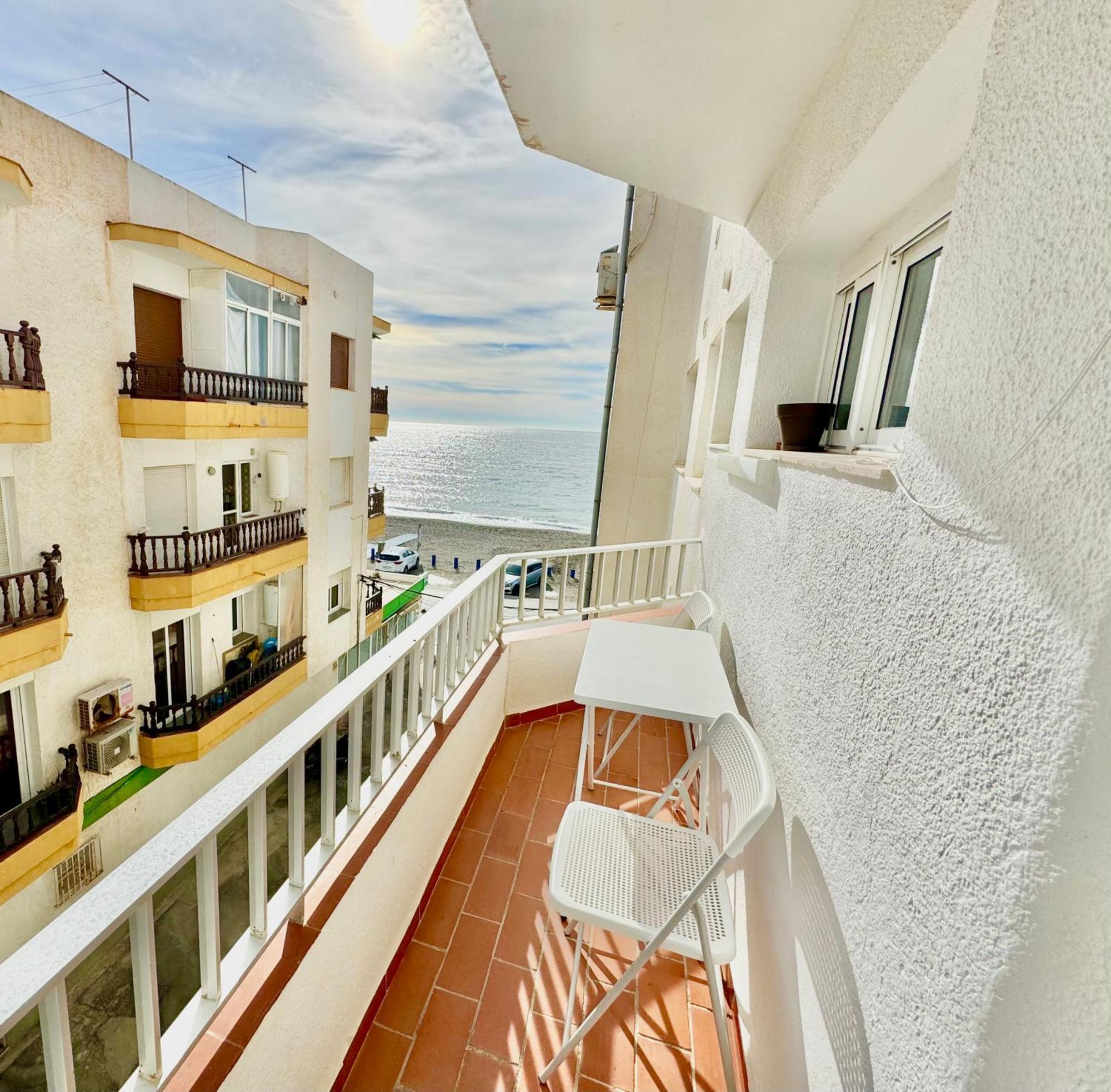 Quiet II Seaview Apartment La Herradura  Esterno foto